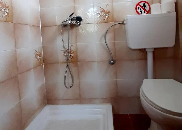 Liberty Homes ,ai Gordis Notou *