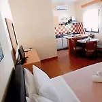 Дом отдыха Liberty Homes ,ai Gordis Notou